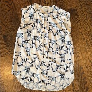 Women's Sleeveless Patterned Top